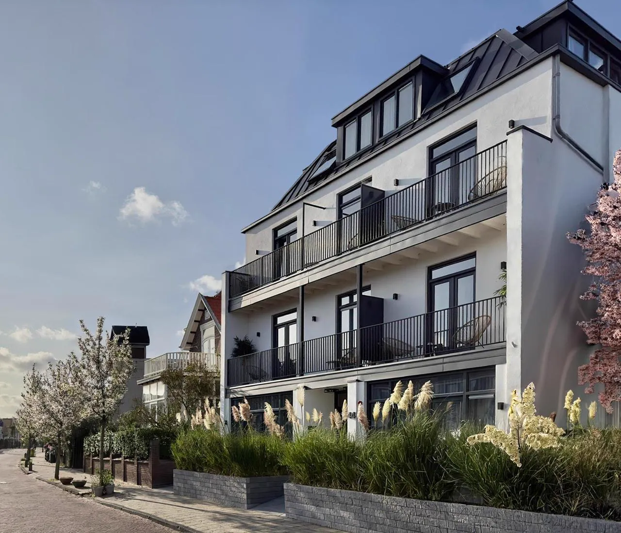 Exterior façade of Ocean House Zandvoort boutique hotel on Brederodestraat in Zandvoort