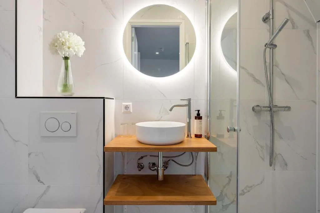 Twinkamer met straatzicht — Ocean House Zandvoort — 4/4